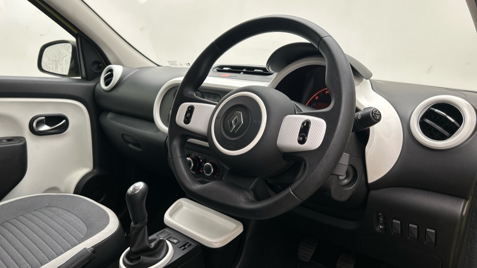 Renault Twingo Hatchback Black #8
