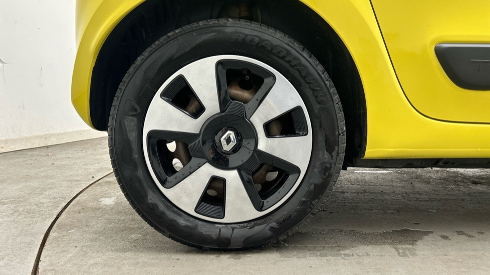 Renault Twingo Hatchback Black #18