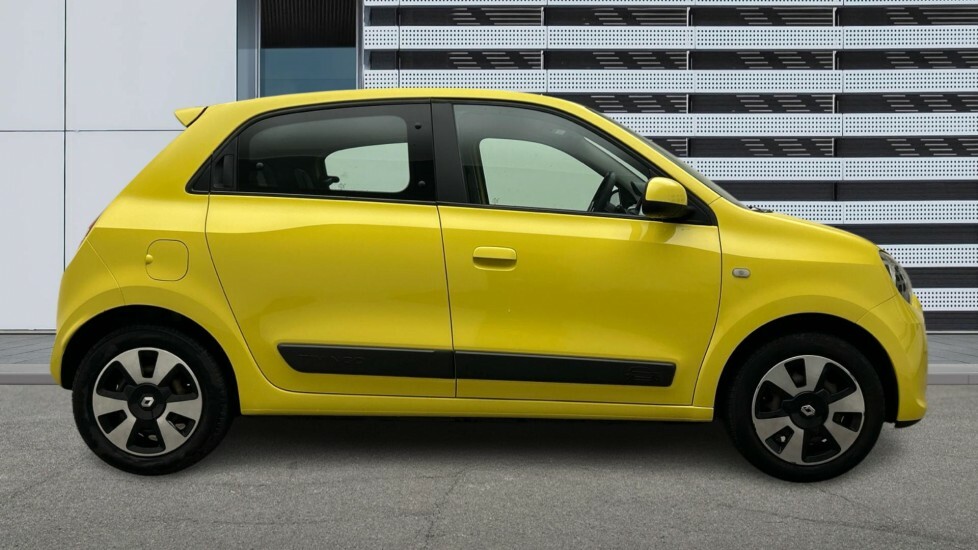 Renault Twingo Hatchback Black #16