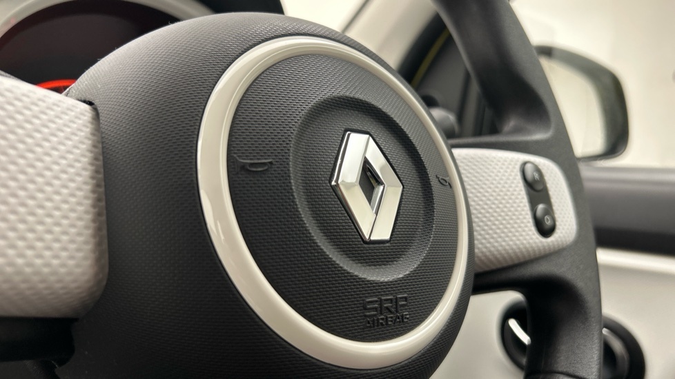 Renault Twingo Hatchback Black #22