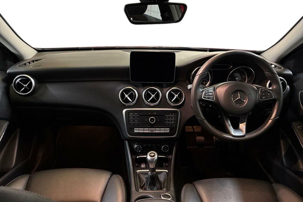 Mercedes-Benz A Class 1.5 A180d Sport Executive Euro 6 Ss Red #5