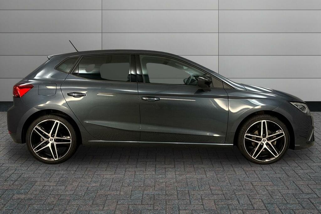 Seat Ibiza 1.0 Tsi 110 Fr Edition Grey #4