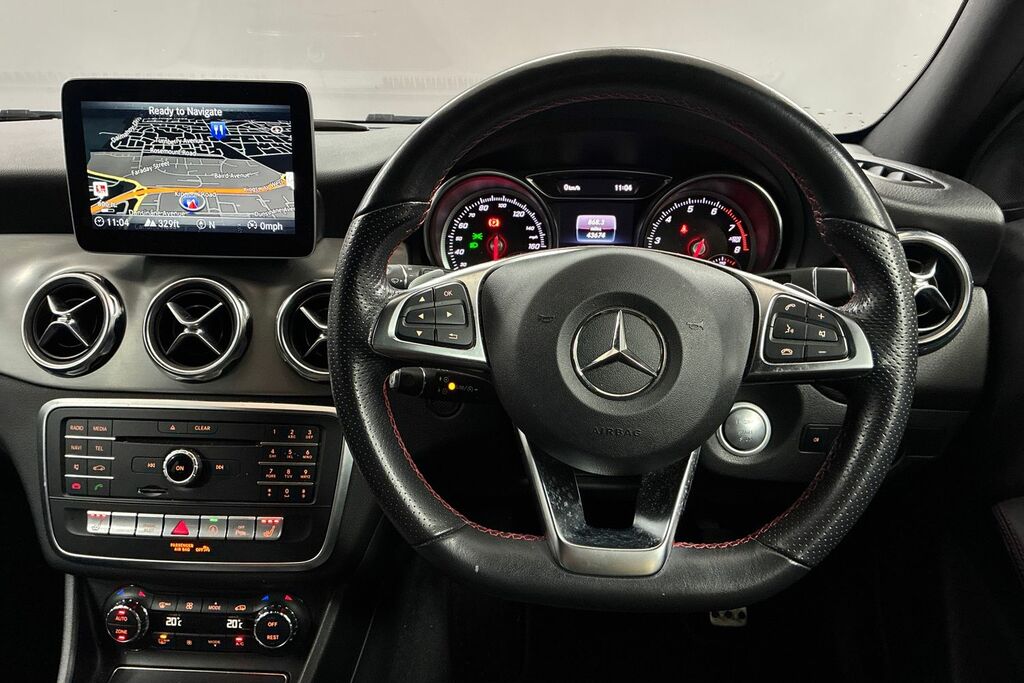 Mercedes-Benz GLA Class Suv 1.6 Gla180 Urban Edition 7G-dct Euro 6 Ss 5 Grey #13
