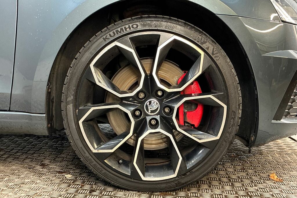 Skoda Octavia 2.0 Tsi 245 Vrs Challenge Dsg Grey #5