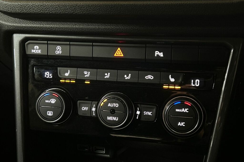 Volkswagen T-Roc 2.0 Tsi R Suv Dsg 4Motion Black #18