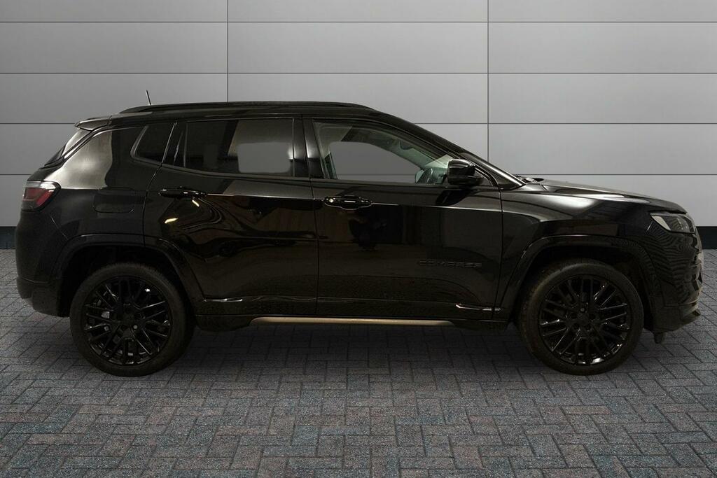 Jeep Compass 1.5 T4 E-torque Hybrid S Model Dct Black #4