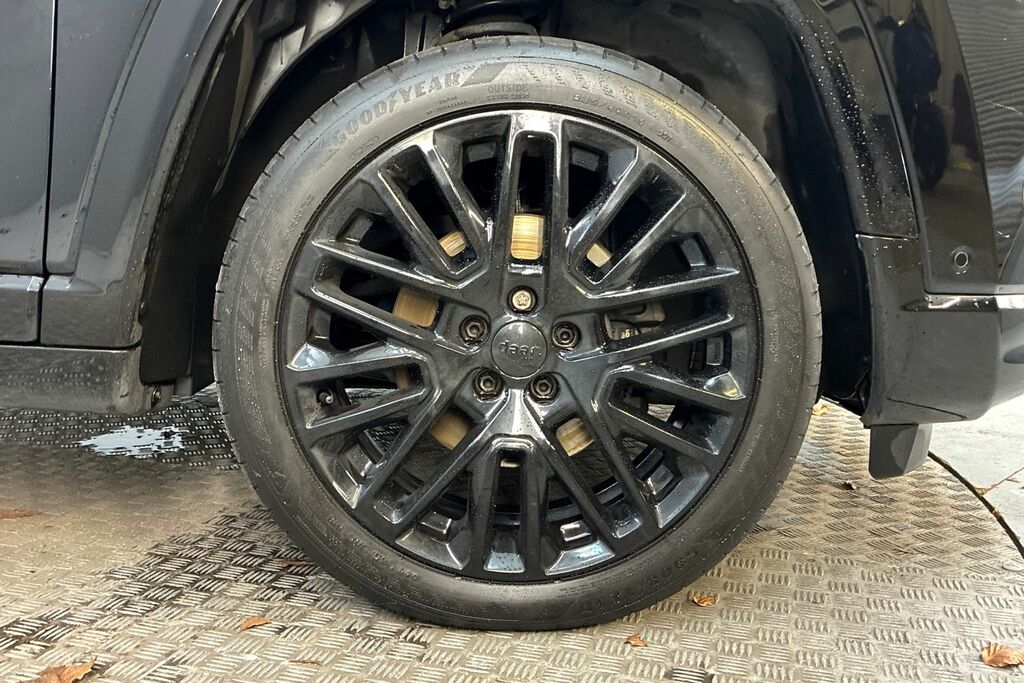 Jeep Compass 1.5 T4 E-torque Hybrid S Model Dct Black #5