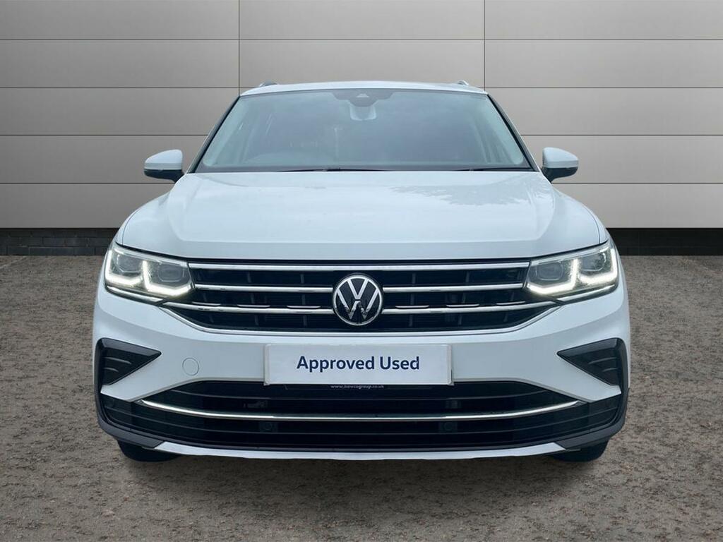 Volkswagen Tiguan 1.5 Tsi 150 R-line Dsg White #8