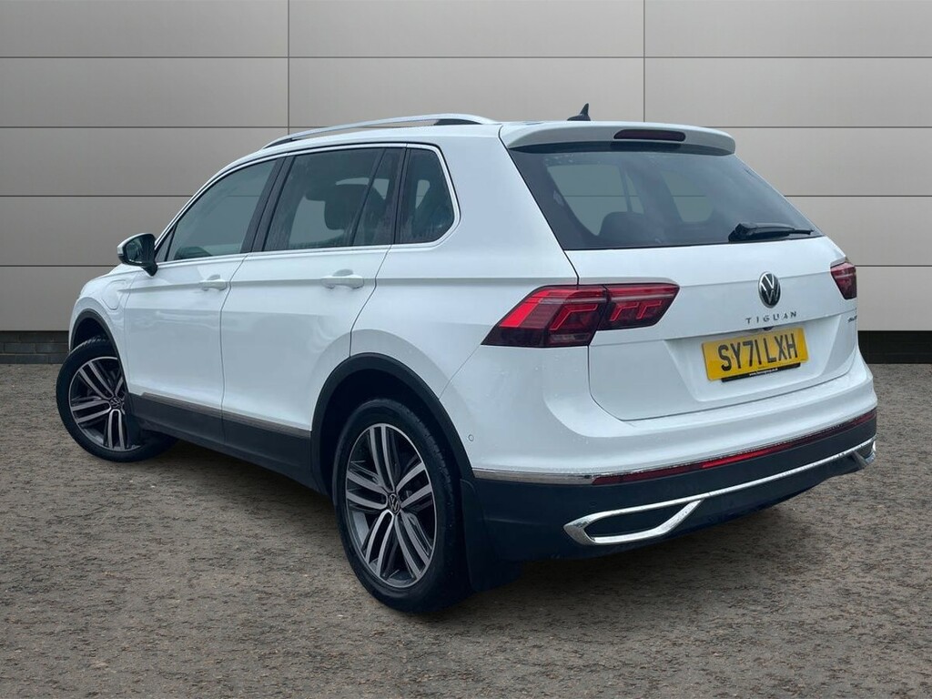 Volkswagen Tiguan 1.4 Tsi Ehybrid Elegance Dsg White #3
