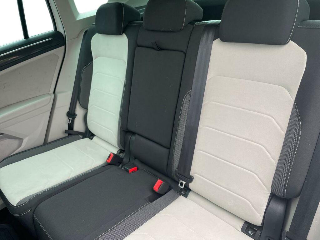 Volkswagen Tiguan 1.5 Tsi 150 R-line Dsg White #9