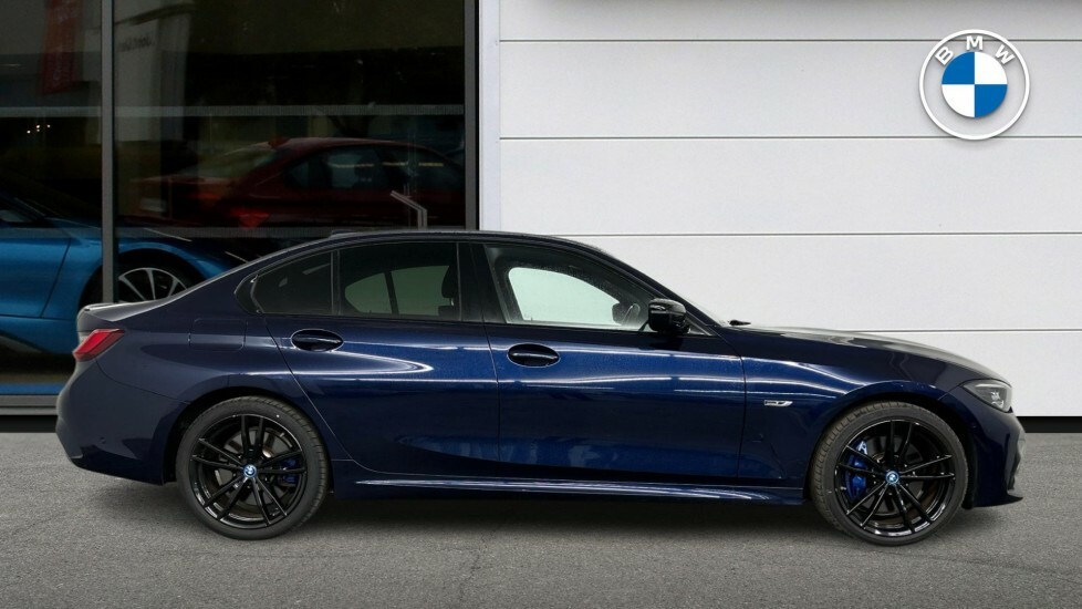 BMW 3 Series 330E M Sport Pro Edition YC71ODS Blue #3