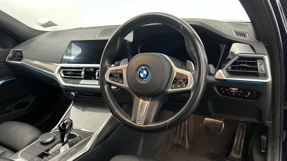 BMW 3 Series 330E M Sport Pro Edition YC71ODS Blue #6