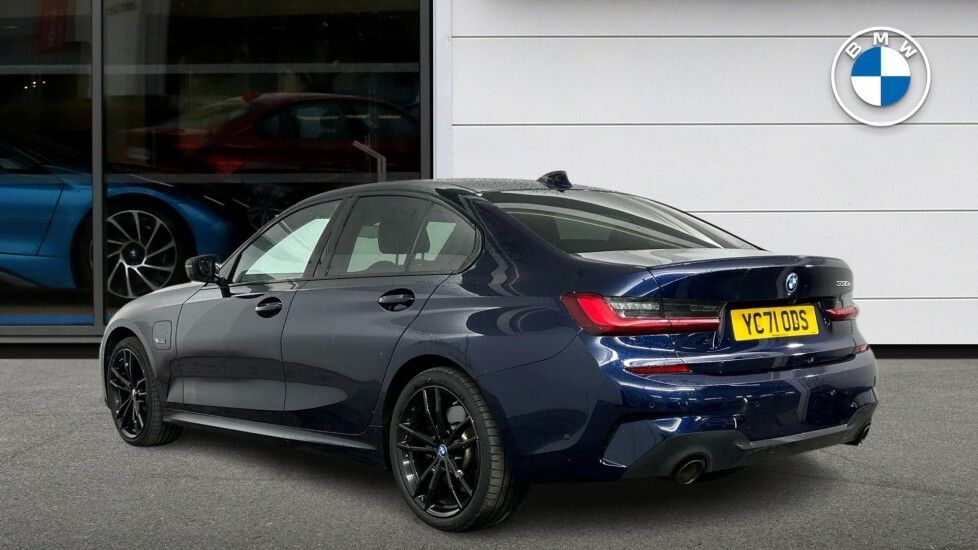 BMW 3 Series 330E M Sport Pro Edition YC71ODS Blue #2