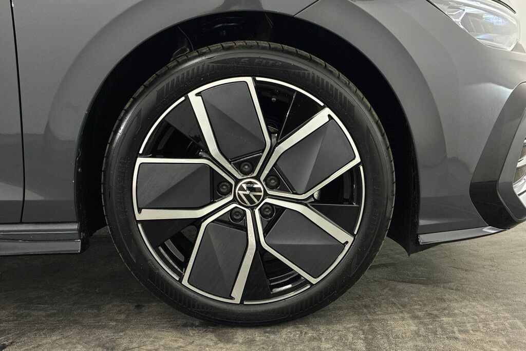 Volkswagen Golf 1.5 Etsi 150 Black Edition Dsg Grey #5