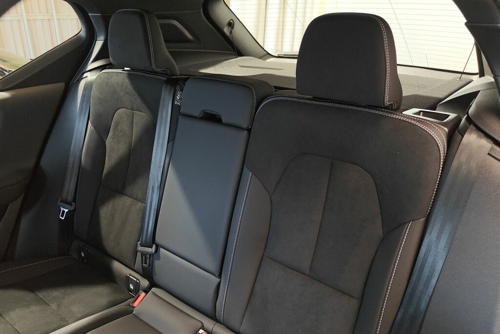 Volvo XC40 Ultra, B4 Mild Hybrid, Dark Blond Leathe  #17