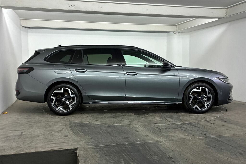 Volkswagen Passat 1.5 Etsi R-line Dsg Grey #4