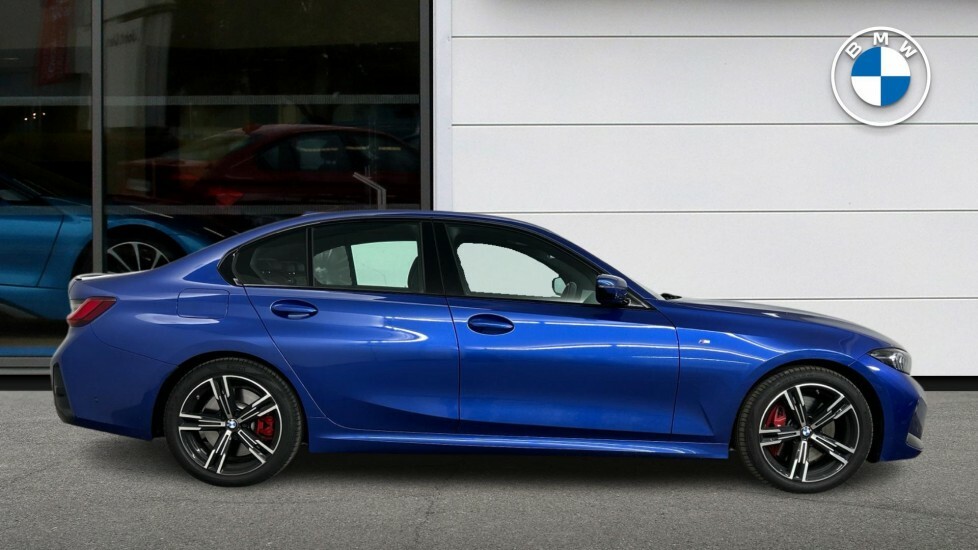 BMW 3 Series 320I M Sport Saloon SV26ZMY Blue #3