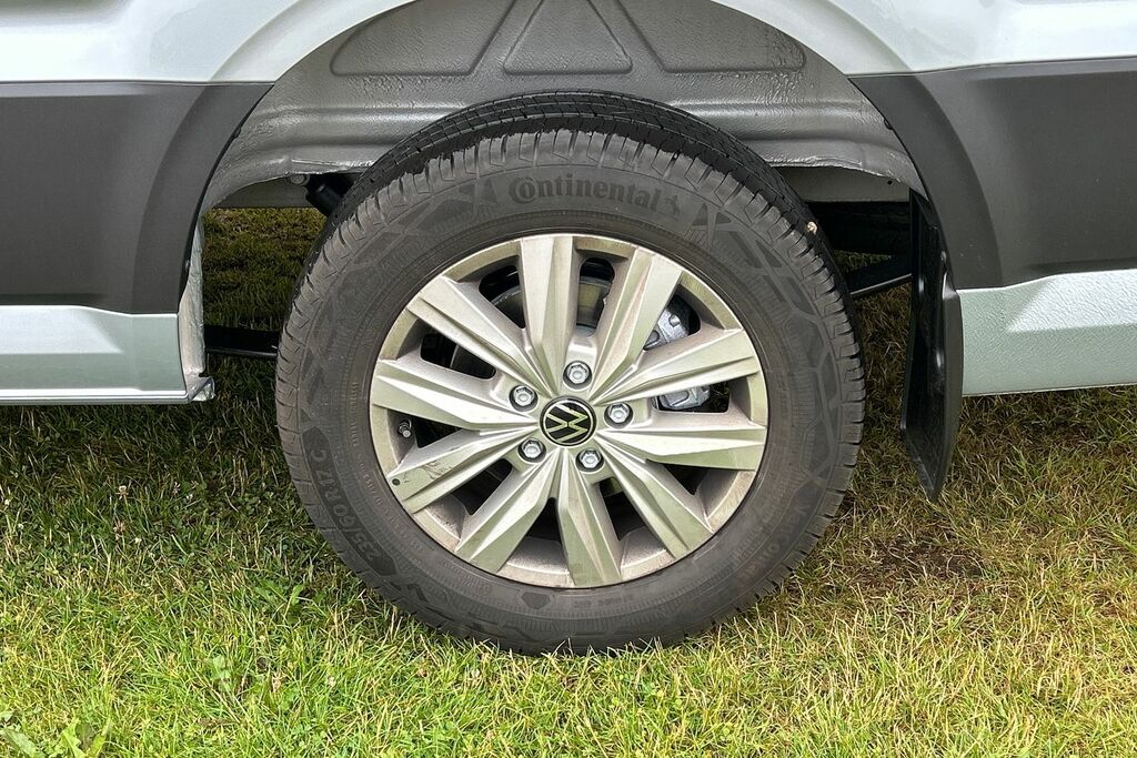 Volkswagen Crafter 2.0 Tdi 177Ps Commerce Plus High Roof Van Silver #5