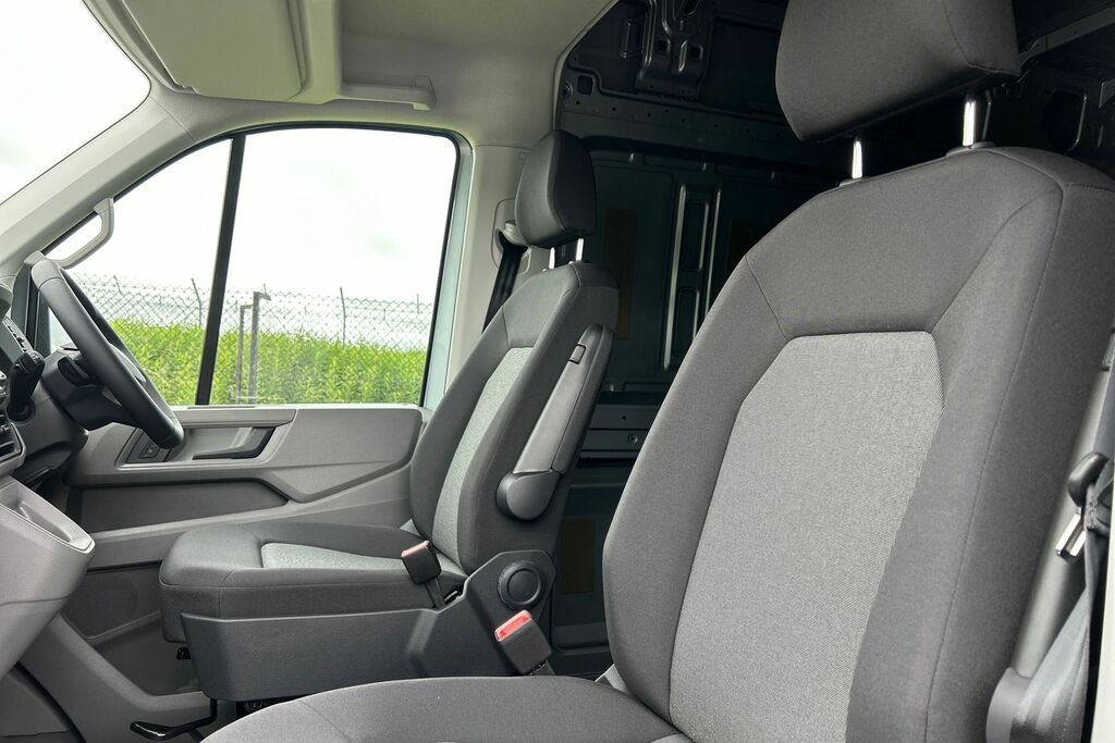 Volkswagen Crafter 2.0 Tdi Cr35 Commerce Plus Fwd Lwb High Roof Black #16