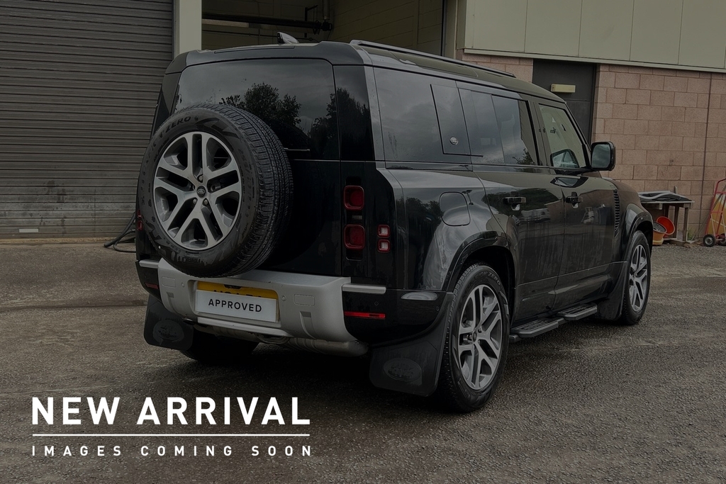 Land Rover Defender 110 D250 Xs Edition Black #3