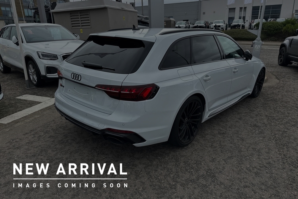 Audi RS4 Avant Rs 4 Avant Carbon Black 450 Ps Tiptronic White #3