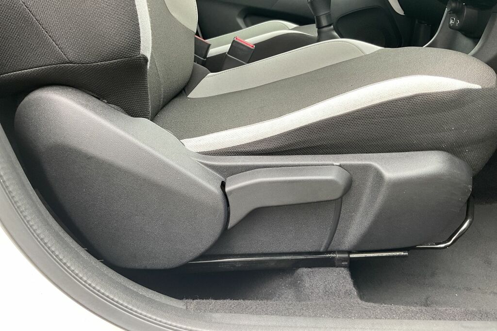 Toyota Aygo Vvt-i X-plore White #23