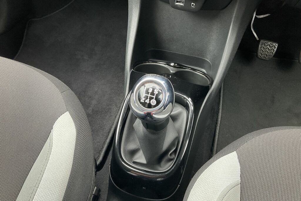 Toyota Aygo Vvt-i X-plore White #19