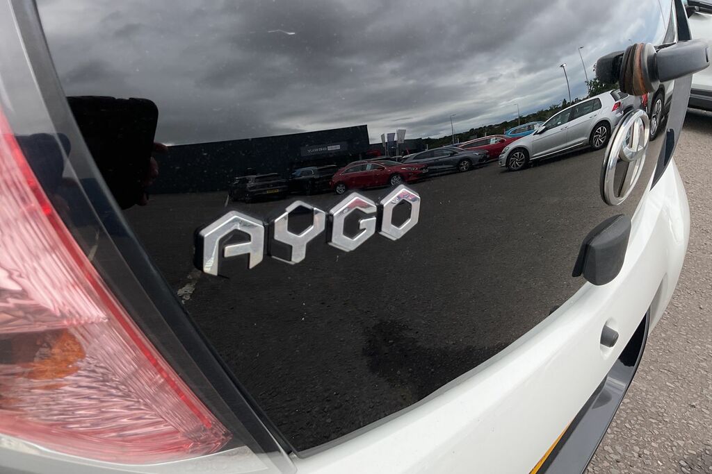 Toyota Aygo Vvt-i X-plore White #22