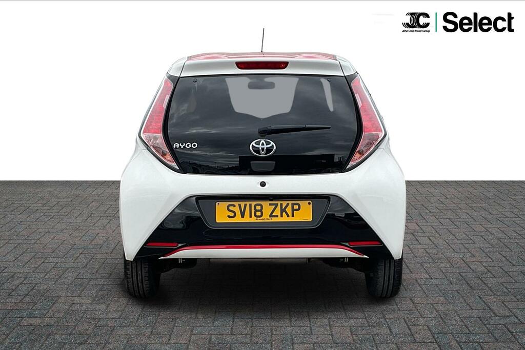 Toyota Aygo Vvt-i X-plore White #14