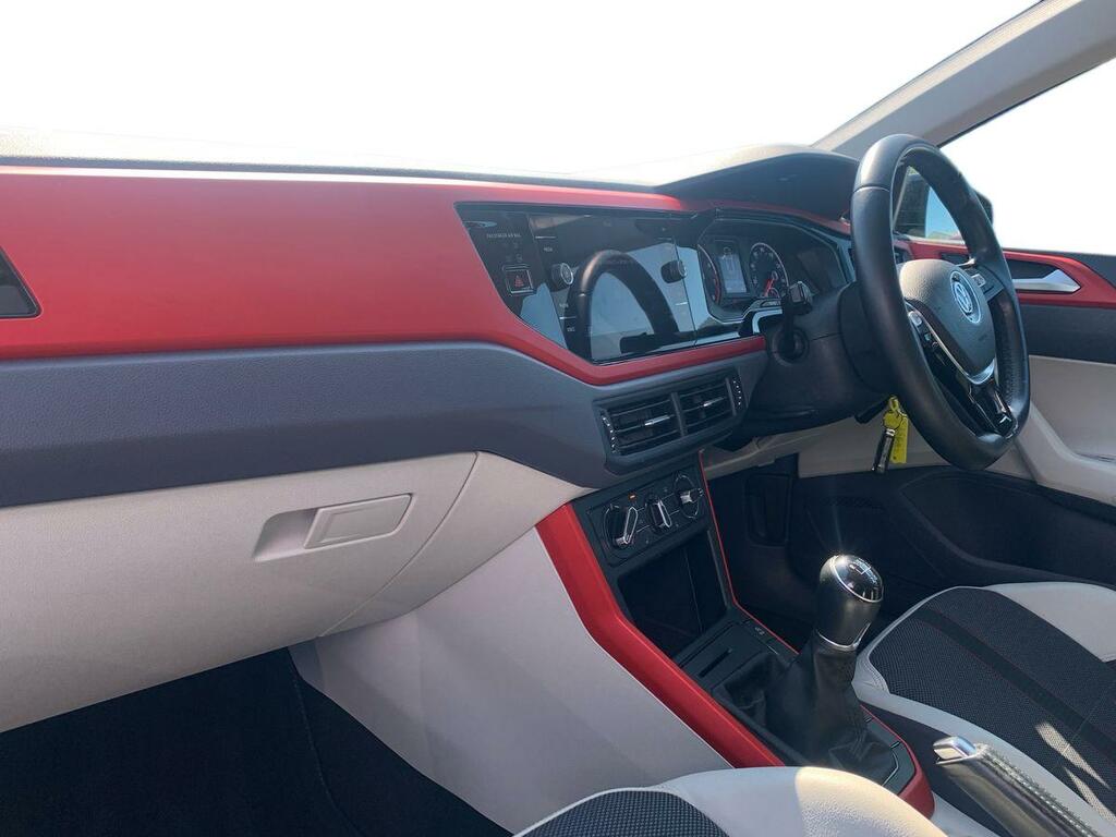 Volkswagen Polo 1.0 Beats Black #2