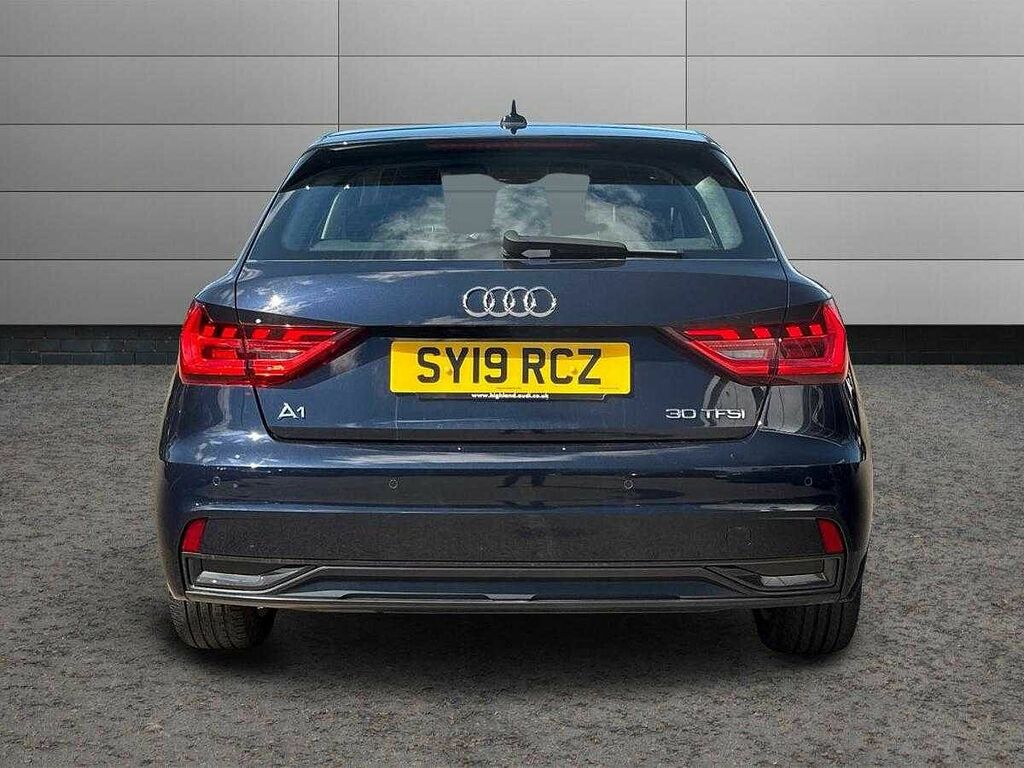 Audi A1 1.0 Tfsi 30 Sport Sportback Euro FV69PUE White #7