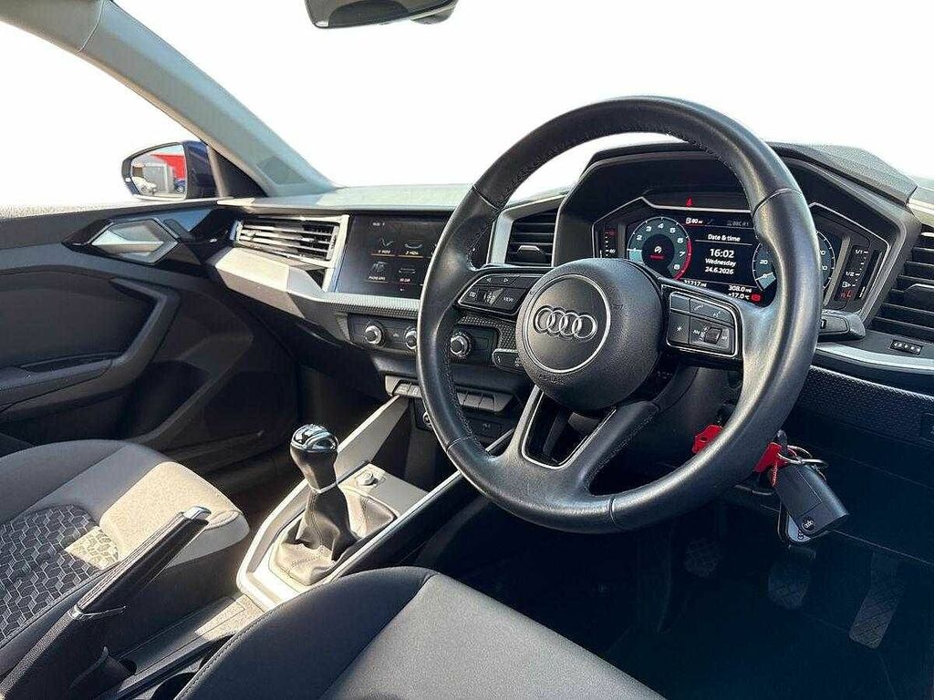 Audi A1 1.0 Tfsi 30 Sport Sportback Euro FV69PUE White #6