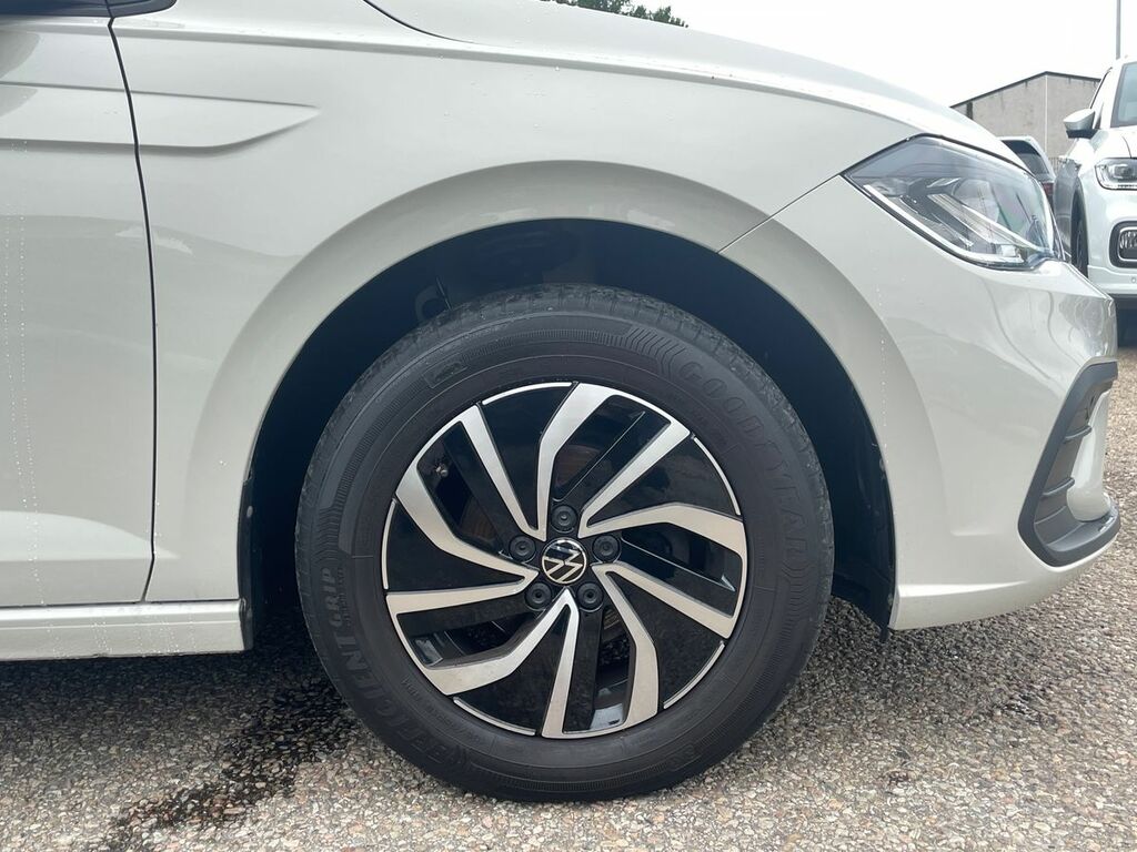 Volkswagen Polo 1.0 Tsi Life Grey #5