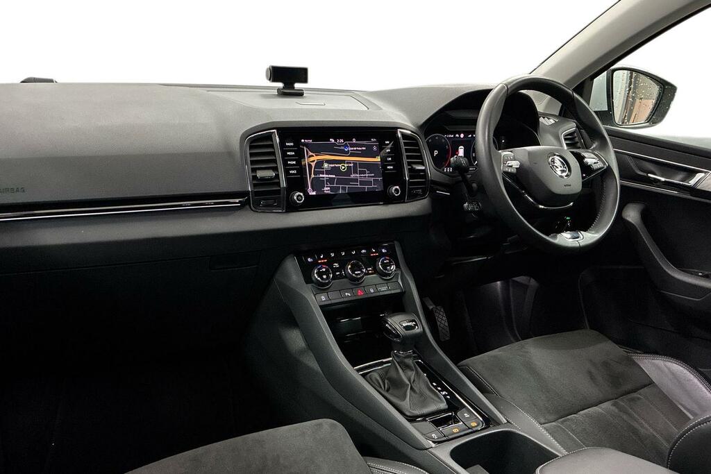 Skoda Karoq 1.5 Tsi Se L Dsg White #2