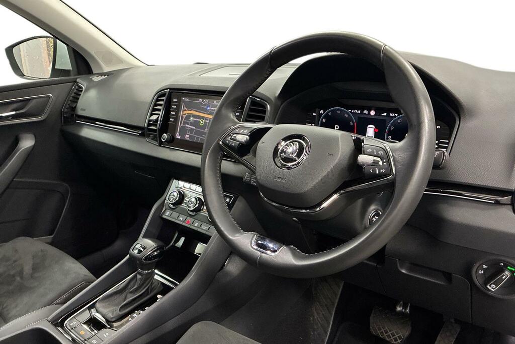 Skoda Karoq 1.5 Tsi Se L Dsg White #6