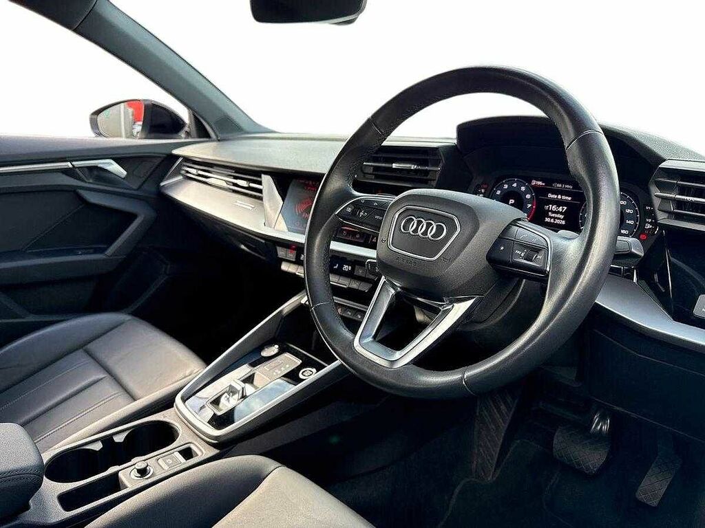Audi A3 Sport 35 Tfsi 150 Ps S Tronic SY23ZVE Black #6