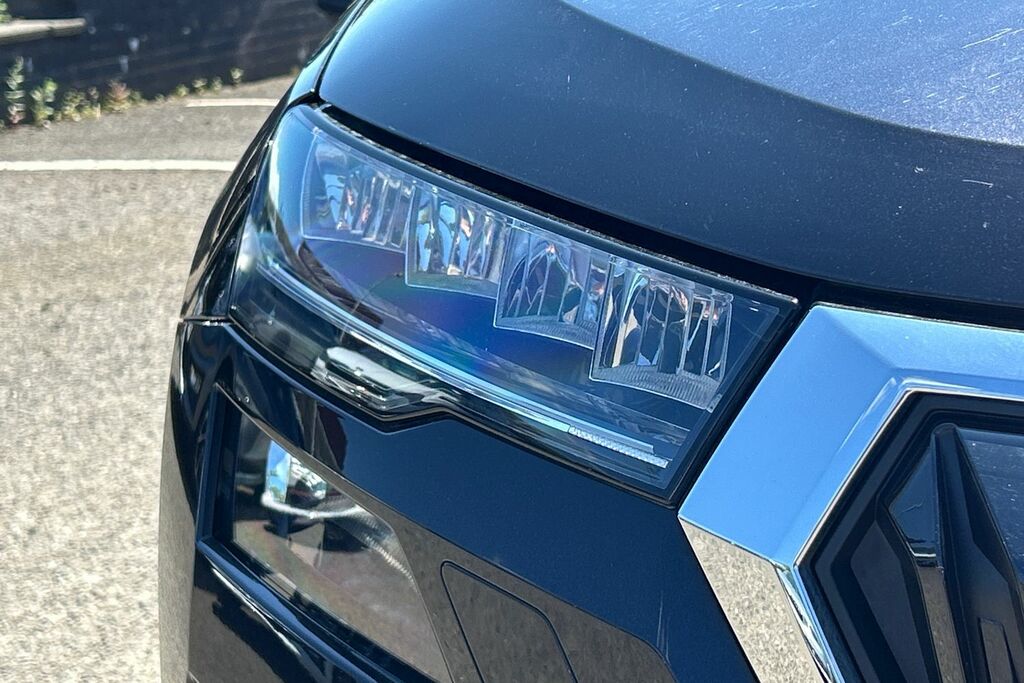Skoda Karoq Suv 2.0 Tsi 190Ps 4X4 Sportline Dsg Silver #18