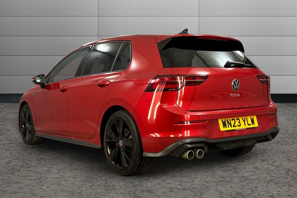 Volkswagen Golf 2.0 Tdi 200 Gtd Dsg Red #3