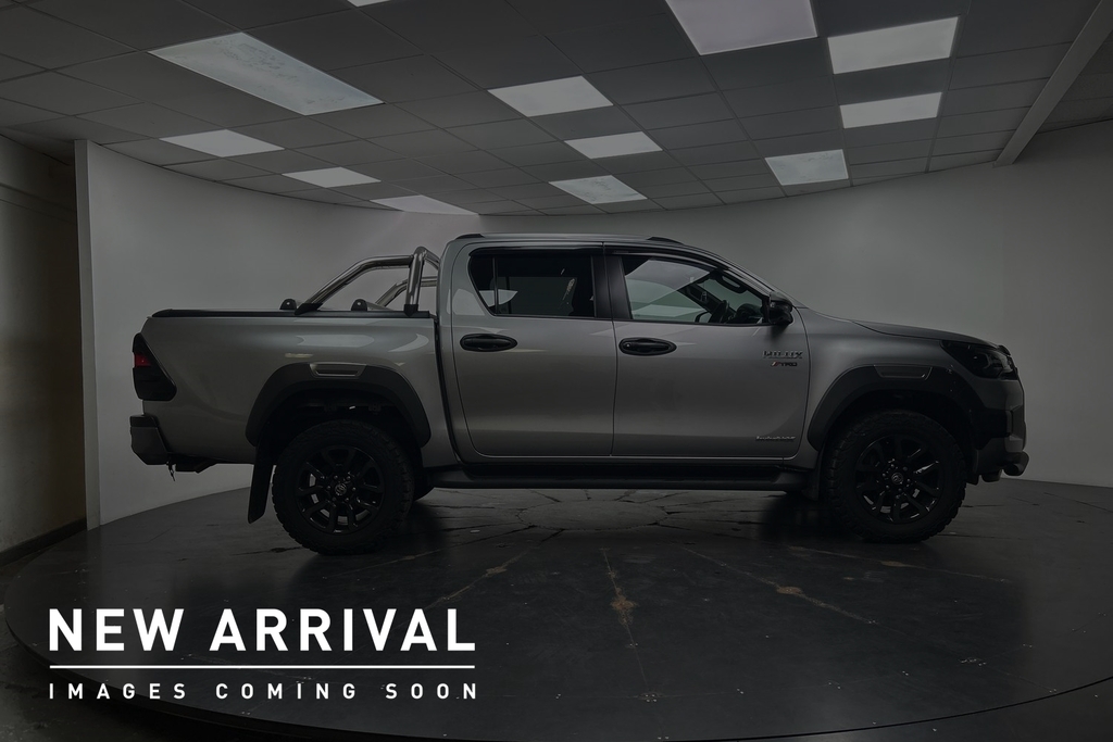 Toyota HILUX 2.8 D-4d Invincible X 4Wd Euro 6 Ss Silver #4