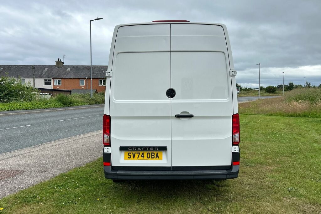 Volkswagen Crafter Cr35 Mwb Fwd 2.0 Tdi 140Ps Commerce Plus High Roof Black #7