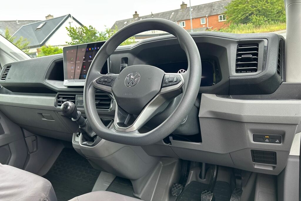 Volkswagen Crafter Cr35 Mwb Fwd 2.0 Tdi 140Ps Commerce Plus High Roof Black #9
