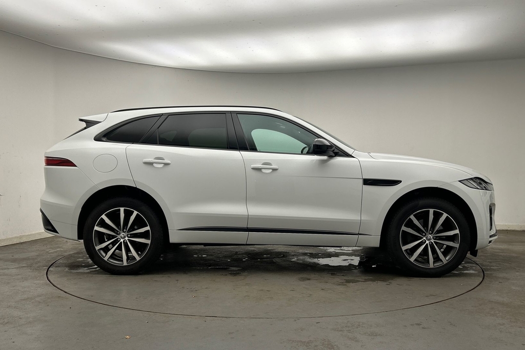Jaguar F-Pace D200 R-dynamic Se Black MV73XVG White #5