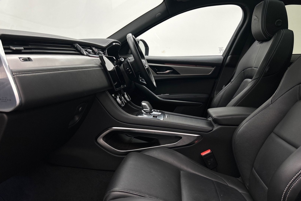 Jaguar F-Pace D200 R-dynamic Se Black MV73XVG White #3