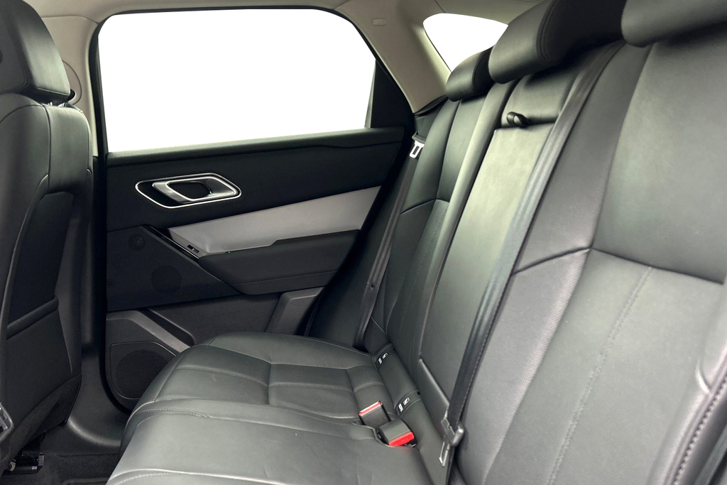 Land Rover Range Rover Velar P250 S White #4
