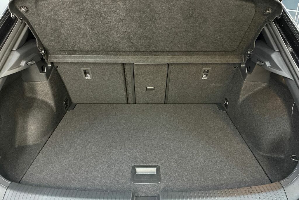 Volkswagen T-Roc 1.0 Tsi 115 Life Delivery Miles Grey #11
