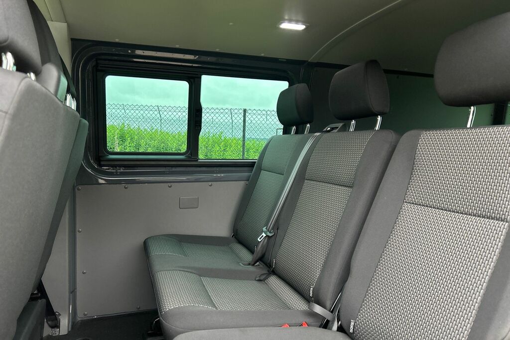 Volkswagen Transporter T32 Kombi Highline Swb 150 Ps 2.0 Tdi 6Sp White #9