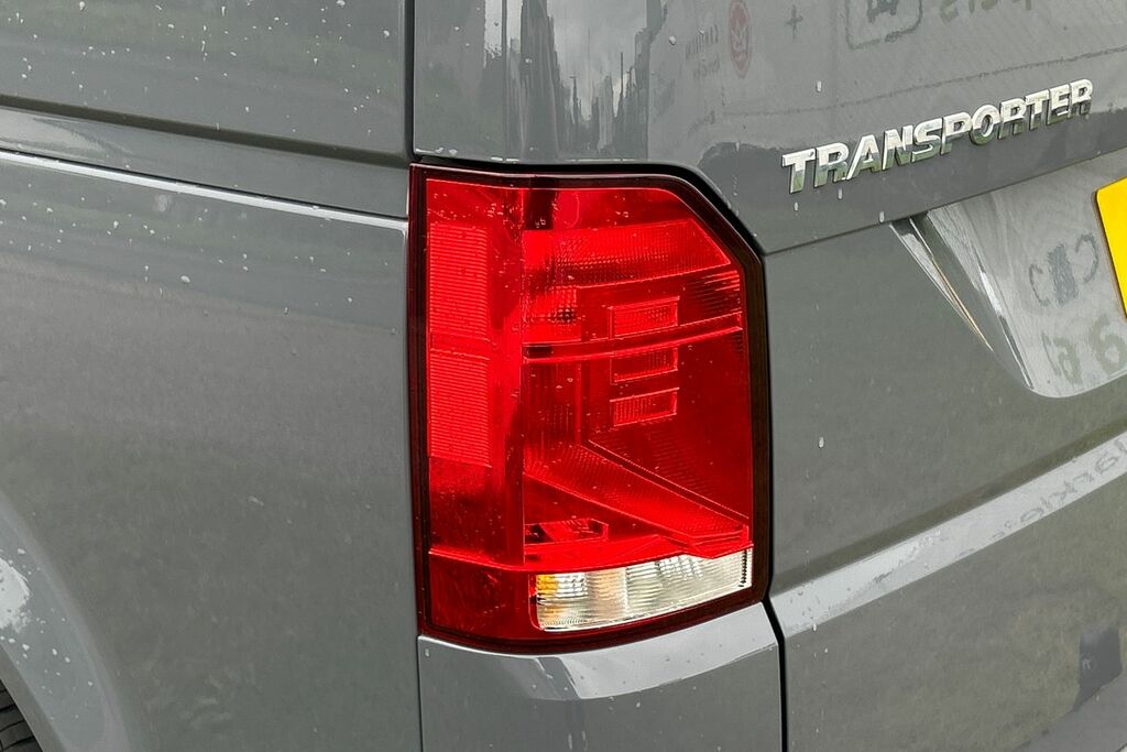 Volkswagen Transporter T32 Kombi Highline Swb 150 Ps 2.0 Tdi 6Sp White #19