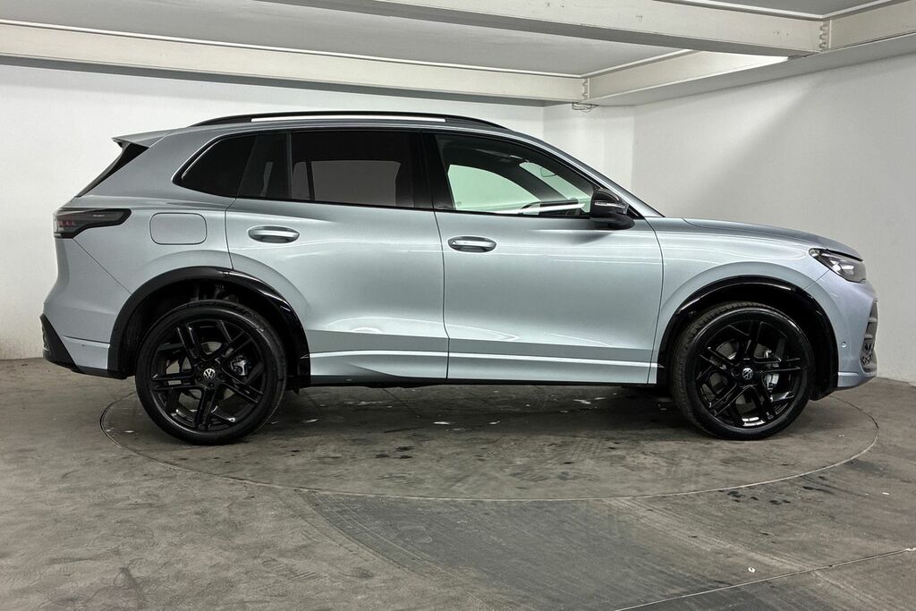 Volkswagen Tiguan 1.5 Etsi 150 Match Dsg YC26WEP Grey #4