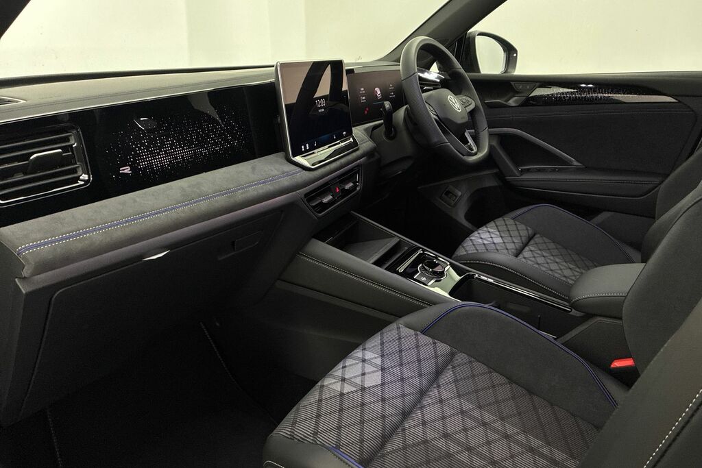 Volkswagen Tiguan 1.5 Etsi 150 Match Dsg YC26WEP Grey #2