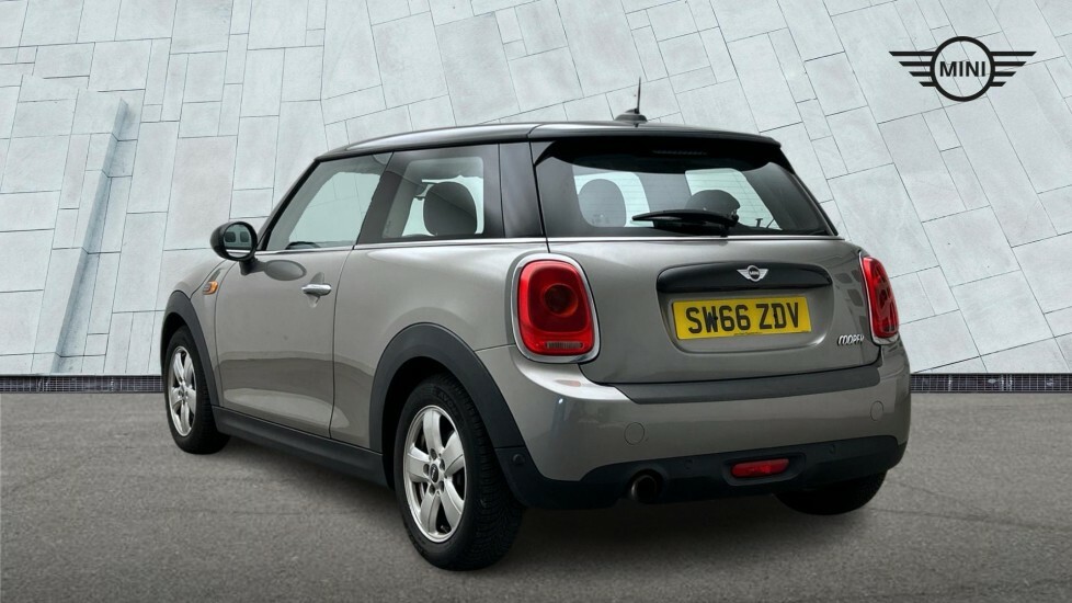 Mini Hatch Cooper 3-Door SW66ZDV Silver #2